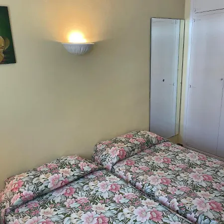Los Alamos Primera Linea Playa-serviden Apartment